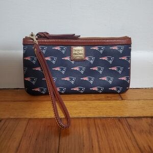 Dooney & Bourke Blue Brown Leather NFL Patriots Clutch